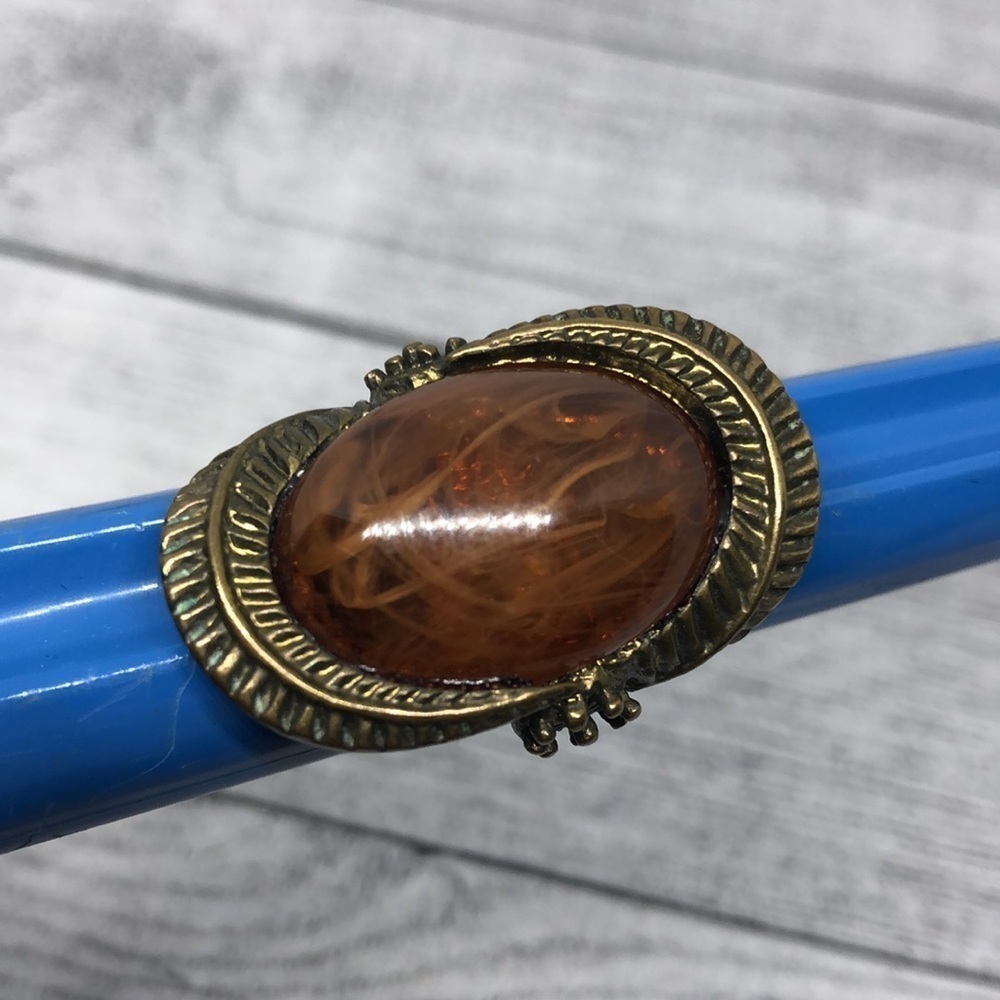 ARTISAN style brass faux gemstone faux amber big statement ring - Picture 6 of 6